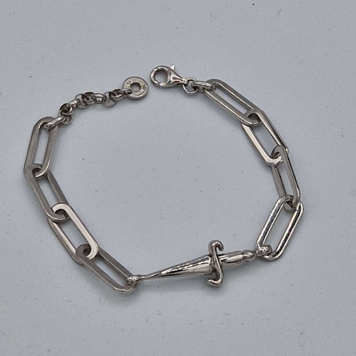 Central sword bracelet