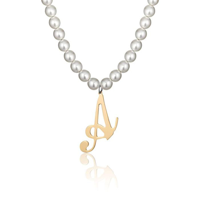 Collana In Acciaio Con Perle Sintetiche E Lettera A
