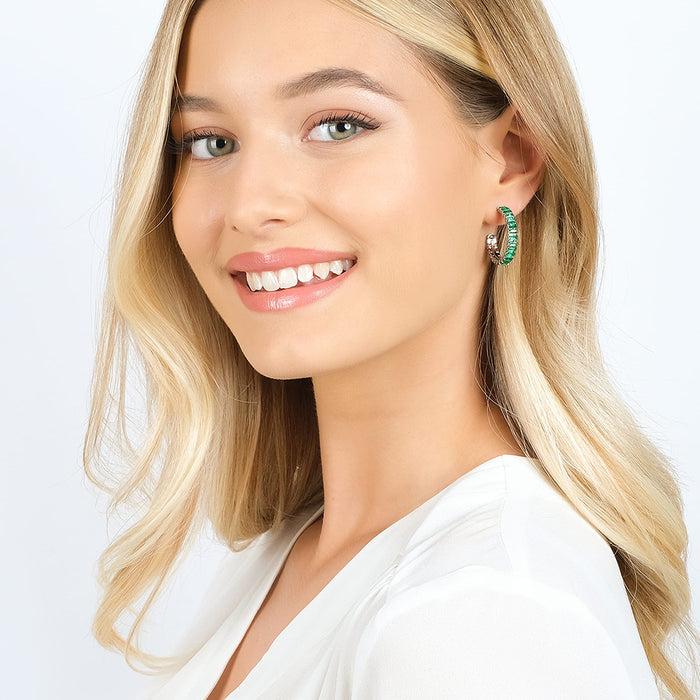 BOUCLES D'OREILLES FEMME EN ACIER AVEC CRISTAUX VERTS