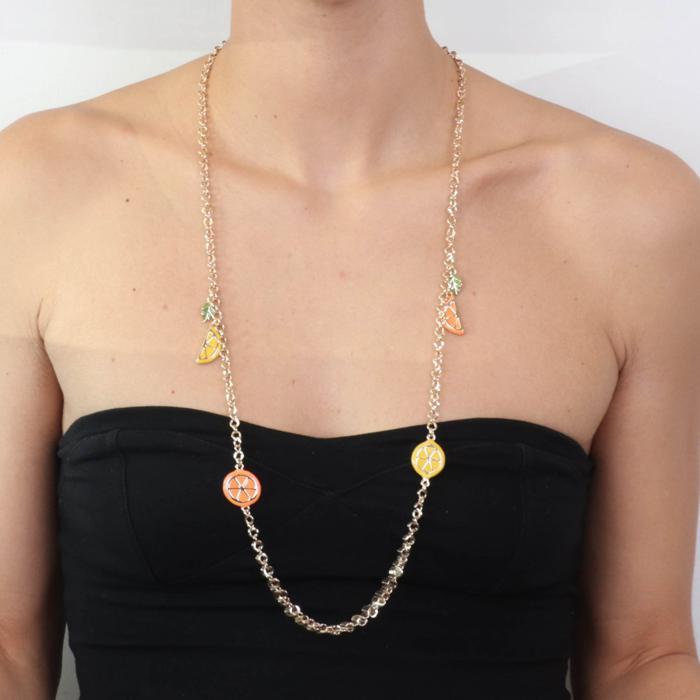 Collier en métal