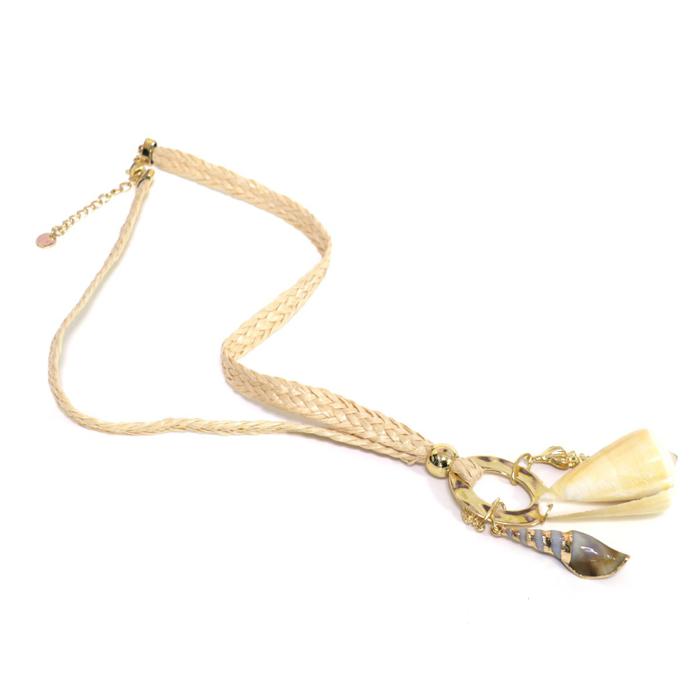 Collier en métal