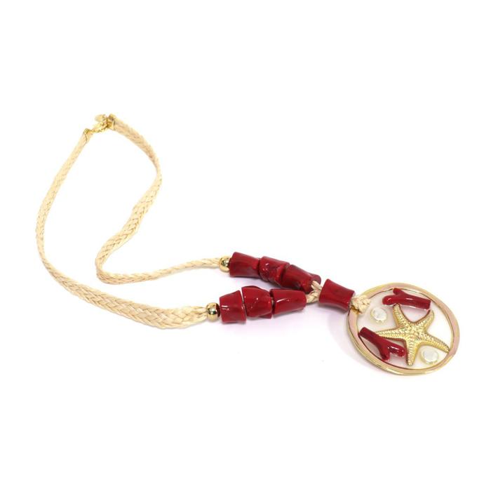 Collier en métal