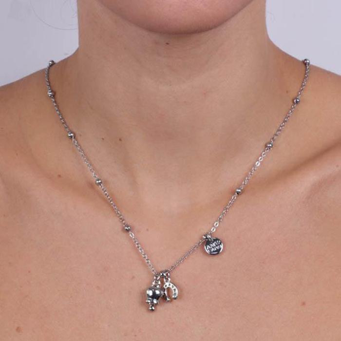 Collier en métal