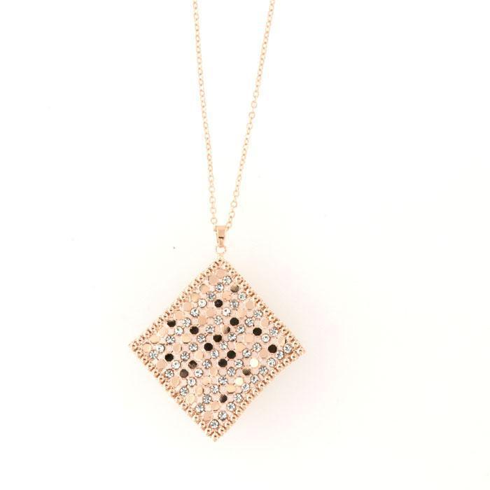 Collier en métal