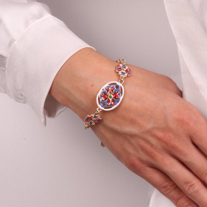 Metal Bracelet with Colored Majolica
