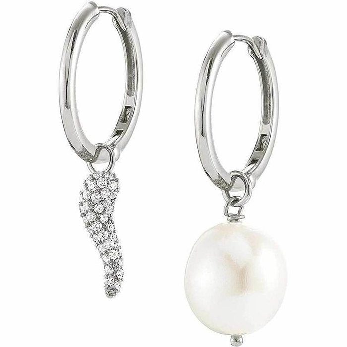 White Dream Earrings